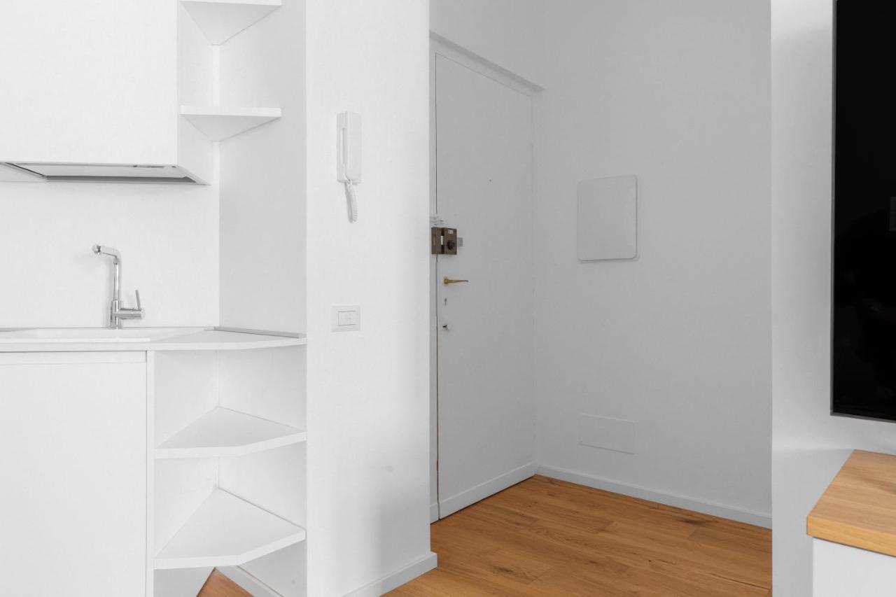 La Dolce Vita - Luxury Stylish Flat In Trastevere 60Sqm Рим Экстерьер фото